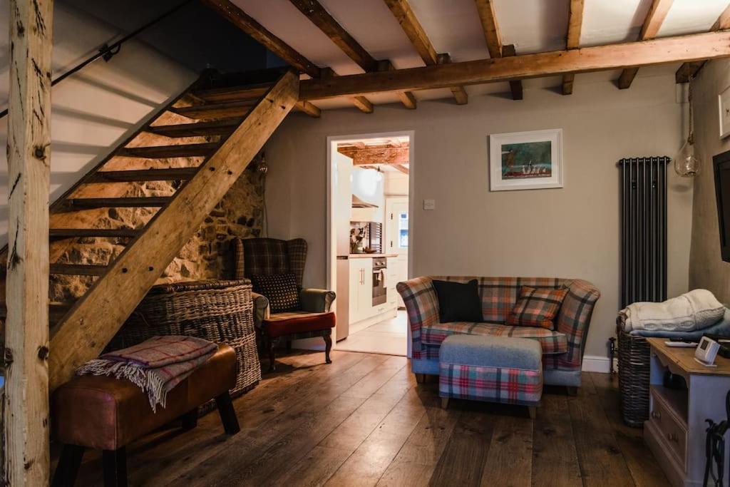 1800 Period Grade 2 Listed Cottage Addingham Bagian luar foto